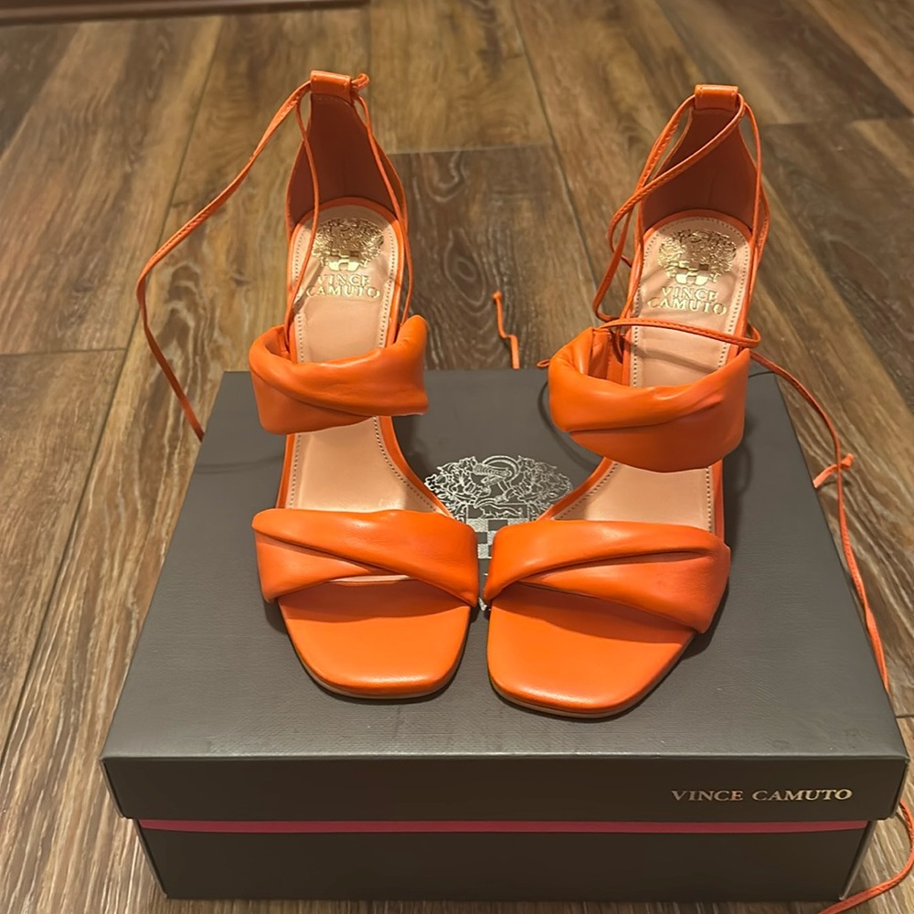 Brand: Vince Camuto
Vince Camuto Women's Andrequa High Heel Sandal Heeled